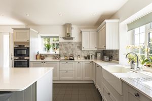 Photo 9- click for photo gallery